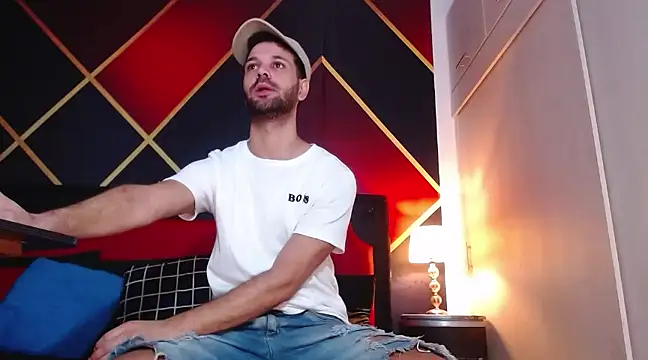 Snapshot of CindyandCarlo chatting on January 11, 2025, 1:11 pm CindyandCarlo online show from January 11, 2025, 1:11 pm