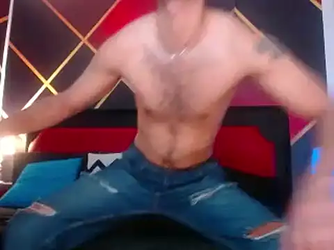 Snapshot of CindyandCarlo chatting on February 16, 2025, 4:32 pm CindyandCarlo online show from February 16, 2025, 4:32 pm