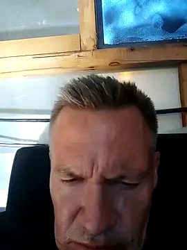 Snapshot of ed44435 chatting on November 8, 2025, 6:51 pm ed44435 online show from November 8, 2025, 6:51 pm