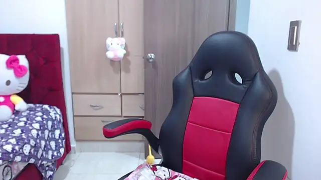 Snapshot of kayla_k18 chatting on February 18, 2026, 1:12 am kayla k18 online show from February 18, 2026, 1:12 am