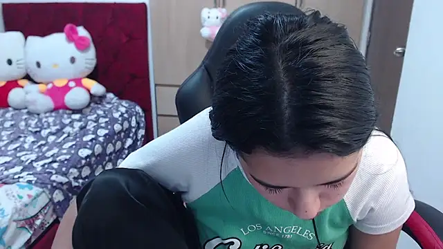 Snapshot of kayla_k18 chatting on February 19, 2026, 11:56 pm kayla k18 online show from February 19, 2026, 11:56 pm