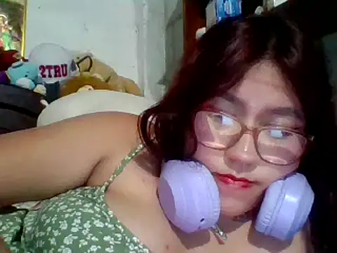 dafne19  online show from January 12, 2025, 6:17 am