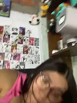 dafne19  online show from December 15, 2025, 4:50 am