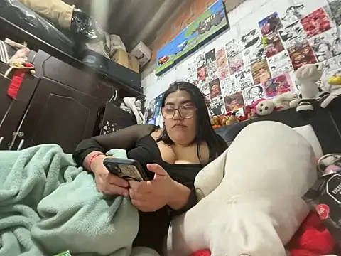 dafne19  online show from February 15, 2026, 6:10 am