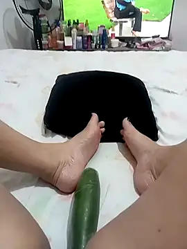 ambarlennoix online show from April 5, 2026, 6:21 am