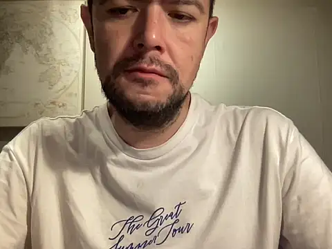 OtterAdonis21 online show from October 2, 2025, 1:51 pm