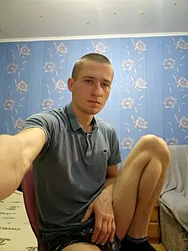 serhii19791 online show from February 15, 2025, 9:04 pm