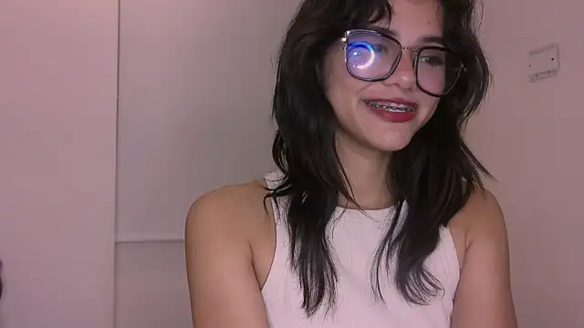 Snapshot of Lovely-allys chatting on October 2, 2025, 12:17 am Lovely-allys online show from October 2, 2025, 12:17 am