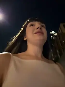 Sophie Avory online show from January 3, 2025, 2:51 pm