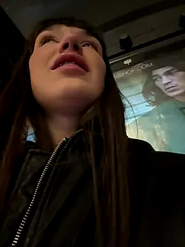 Sophie Avory online show from October 2, 2025, 7:10 pm