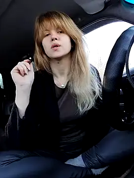 Snapshot of astiSWEET chatting on December 28, 2024, 4:30 am astiSWEET online show from December 28, 2024, 4:30 am