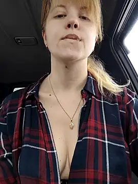 Snapshot of astiSWEET chatting on February 19, 2025, 4:34 am astiSWEET online show from February 19, 2025, 4:34 am