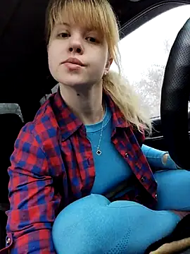 Snapshot of astiSWEET chatting on March 2, 2025, 3:13 am astiSWEET online show from March 2, 2025, 3:13 am