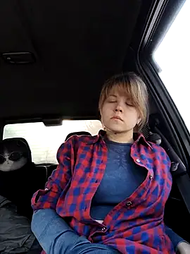 Snapshot of astiSWEET chatting on March 5, 2025, 3:18 am astiSWEET online show from March 5, 2025, 3:18 am