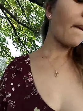 Snapshot of astiSWEET chatting on September 20, 2025, 7:53 am astiSWEET online show from September 20, 2025, 7:53 am