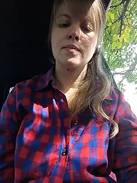 Snapshot of astiSWEET chatting on September 22, 2025, 8:16 am astiSWEET online show from September 22, 2025, 8:16 am