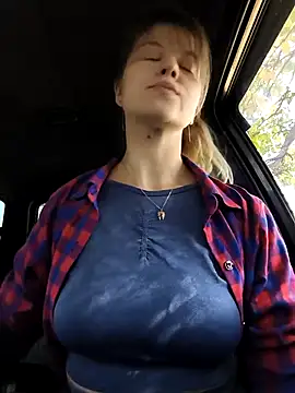 Snapshot of astiSWEET chatting on October 6, 2025, 8:12 am astiSWEET online show from October 6, 2025, 8:12 am