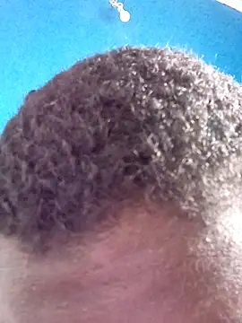 Jeanlaurent972 online show from February 26, 2025, 6:21 pm