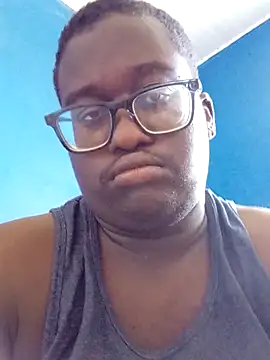 Jeanlaurent972 online show from October 4, 2025, 3:43 pm