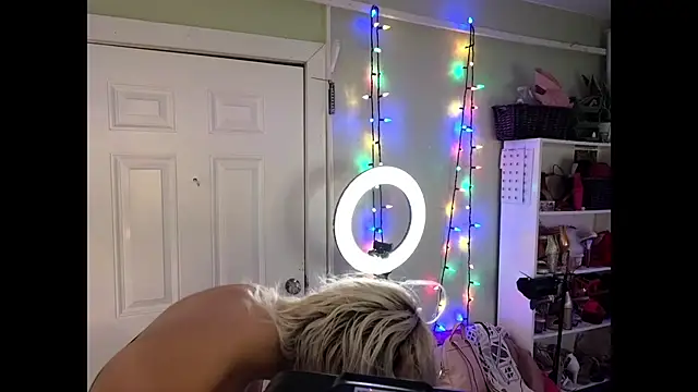 cunty tranny lydia online show from January 18, 2025, 12:57 am