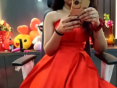 Snapshot of GoldnessAishu chatting on February 6, 2025, 6:24 pm GoldnessAishu online show from February 6, 2025, 6:24 pm