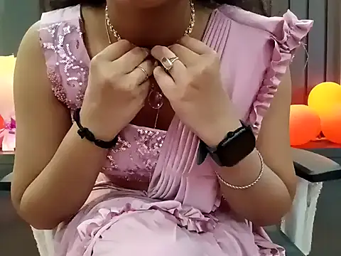 Snapshot of GoldnessAishu chatting on February 8, 2025, 9:13 am GoldnessAishu online show from February 8, 2025, 9:13 am