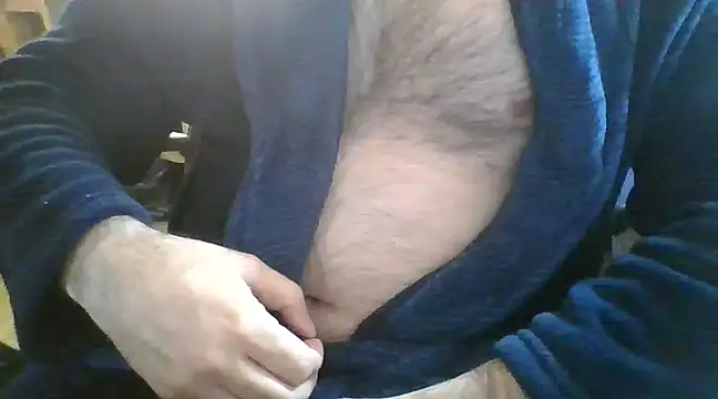 Snapshot of Genntle chatting on December 30, 2024, 9:29 pm Genntle online show from December 30, 2024, 9:29 pm