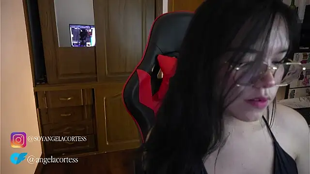 Snapshot of angela_cortes_ chatting on October 24, 2025, 11:56 pm angela cortes online show from October 24, 2025, 11:56 pm