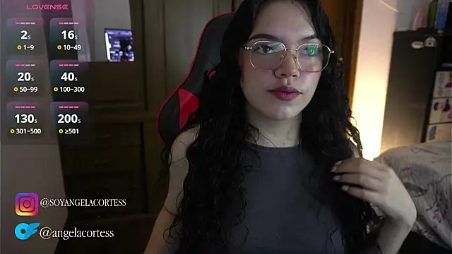 Snapshot of angela_cortes_ chatting on October 26, 2025, 1:11 am angela cortes online show from October 26, 2025, 1:11 am