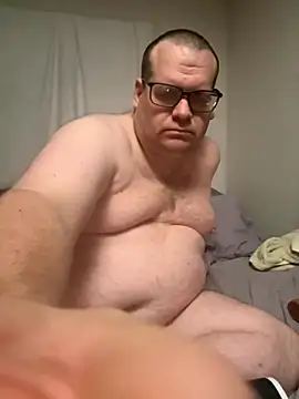 Snapshot of treatbobnicer chatting on November 13, 2025, 12:48 pm treatbobnicer online show from November 13, 2025, 12:48 pm