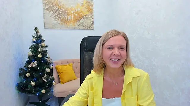 Snapshot of AgathaKlouin chatting on December 14, 2024, 6:13 am AgathaKlouin online show from December 14, 2024, 6:13 am