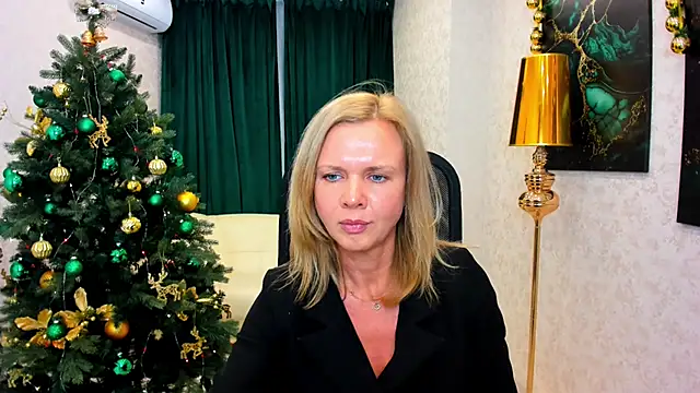 Snapshot of AgathaKlouin chatting on December 28, 2024, 7:22 am AgathaKlouin online show from December 28, 2024, 7:22 am