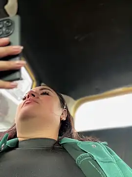 Lesly 10- online show from February 2, 2026, 9:24 pm