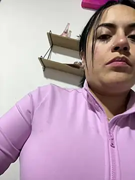 Lesly 10- online show from July 27, 2026, 11:23 pm
