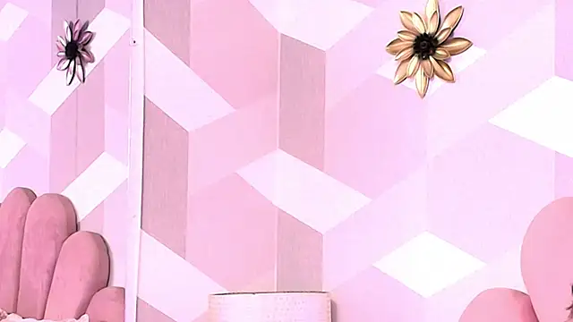 KylieMonnett online show from January 14, 2026, 6:02 pm