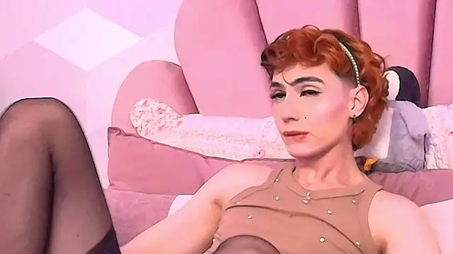 KylieMonnett online show from February 10, 2026, 11:53 pm