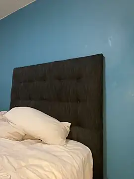 Snapshot of InkLady444 chatting on October 1, 2025, 5:02 am InkLady444 online show from October 1, 2025, 5:02 am