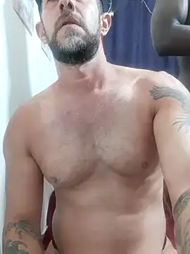 Snapshot of yezz3011 chatting on December 28, 2024, 9:40 pm yezz3011 online show from December 28, 2024, 9:40 pm