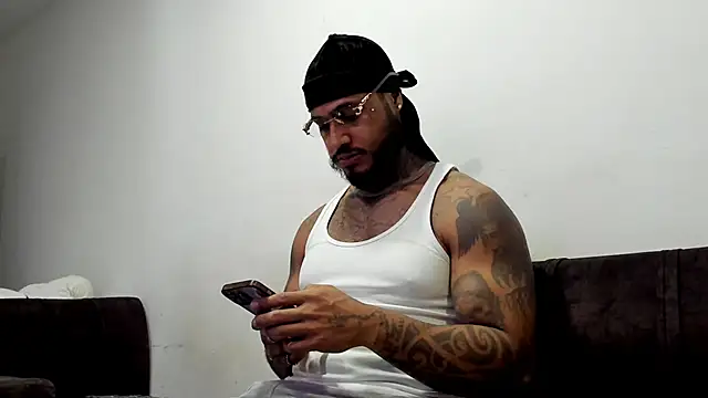 Exotic tatto27121 online show from May 29, 2026, 3:15 am
