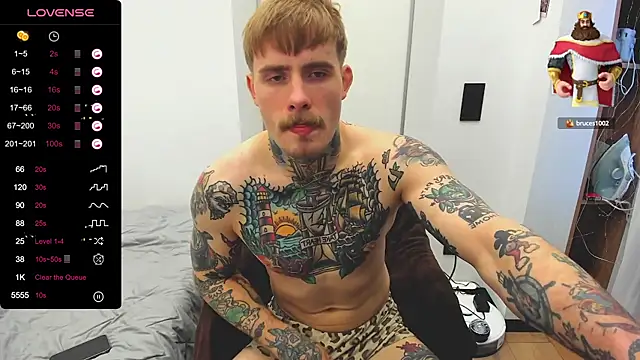 Snapshot of white_King9999 chatting on January 1, 2025, 1:27 pm white King9999 online show from January 1, 2025, 1:27 pm