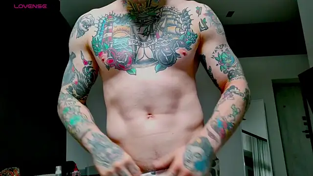 Snapshot of white_King9999 chatting on October 2, 2025, 2:40 am white King9999 online show from October 2, 2025, 2:40 am