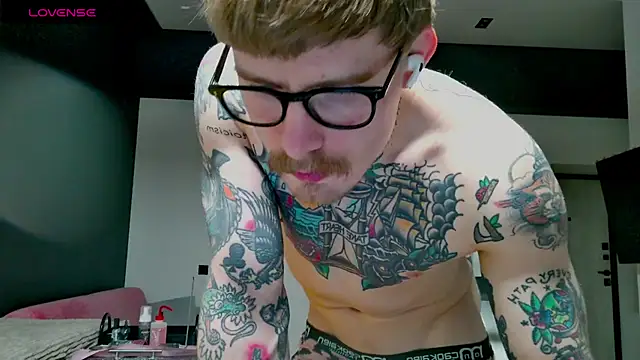 white King9999 online show from December 15, 2025, 3:44 am