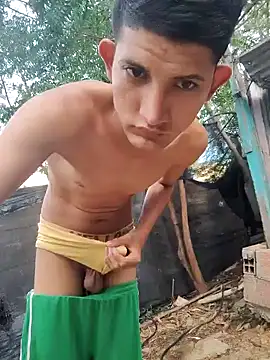 Snapshot of Valentinacuc chatting on November 26, 2025, 11:44 am Valentinacuc online show from November 26, 2025, 11:44 am