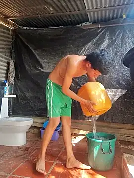 Snapshot of Valentinacuc chatting on February 21, 2026, 7:04 pm Valentinacuc online show from February 21, 2026, 7:04 pm