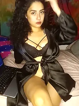 Snapshot of Mianocturn chatting on March 16, 2025, 1:49 am Mianocturn online show from March 16, 2025, 1:49 am