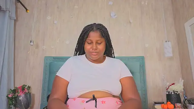 Alexa roussee online show from November 11, 2025, 2:06 pm