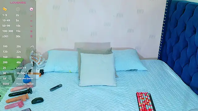 petitelittleebony online show from September 27, 2025, 2:27 am