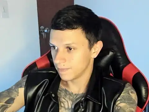 goodboy69l online show from May 19, 2026, 1:00 am