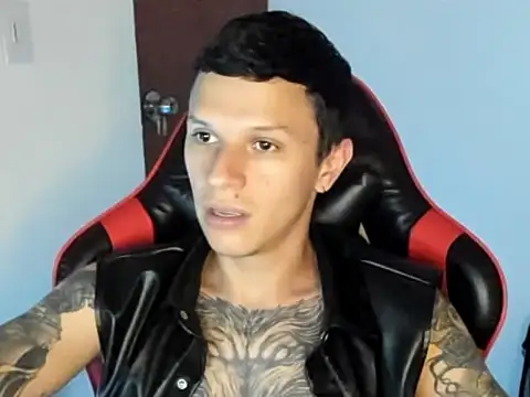 goodboy69l online show from May 20, 2026, 11:00 pm