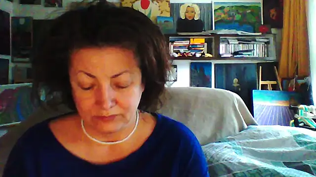 Snapshot of MariaAnaSunshine chatting on February 4, 2026, 7:58 am MariaAnaSunshine online show from February 4, 2026, 7:58 am